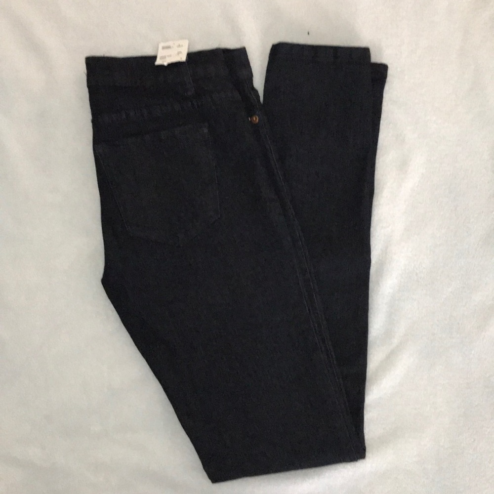 Forever 21 Denim Skinny Jeans